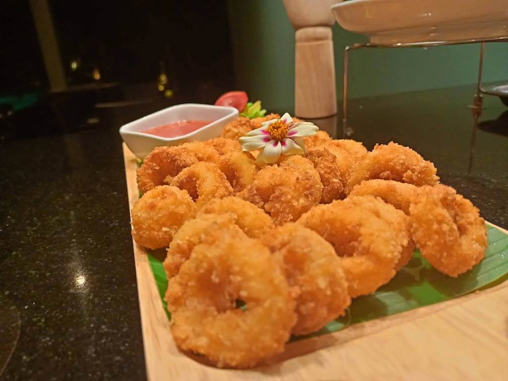 Private Chef Service in Hua Hin - Kinthai Crispy Fried Calamari Rings