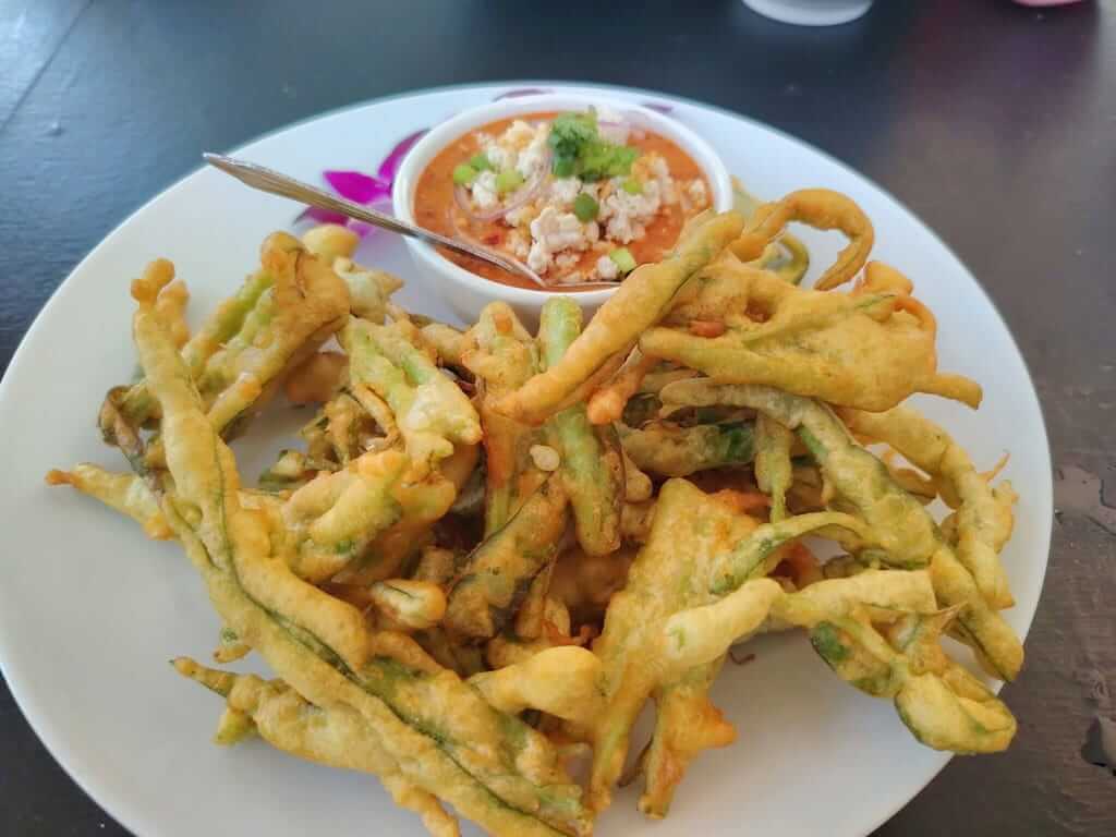 Private Chef Service in Hua Hin - Kinthai Deep Fried Papaya Salad