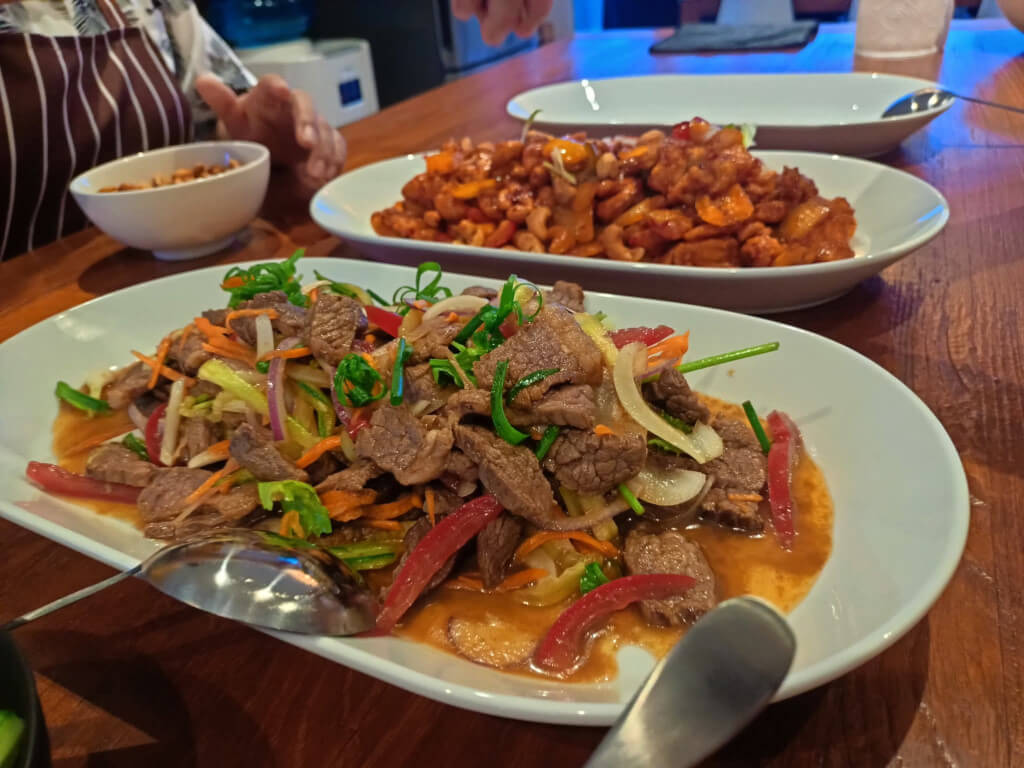 Private Chef Service in Hua Hin - Kinthai Yum Nua