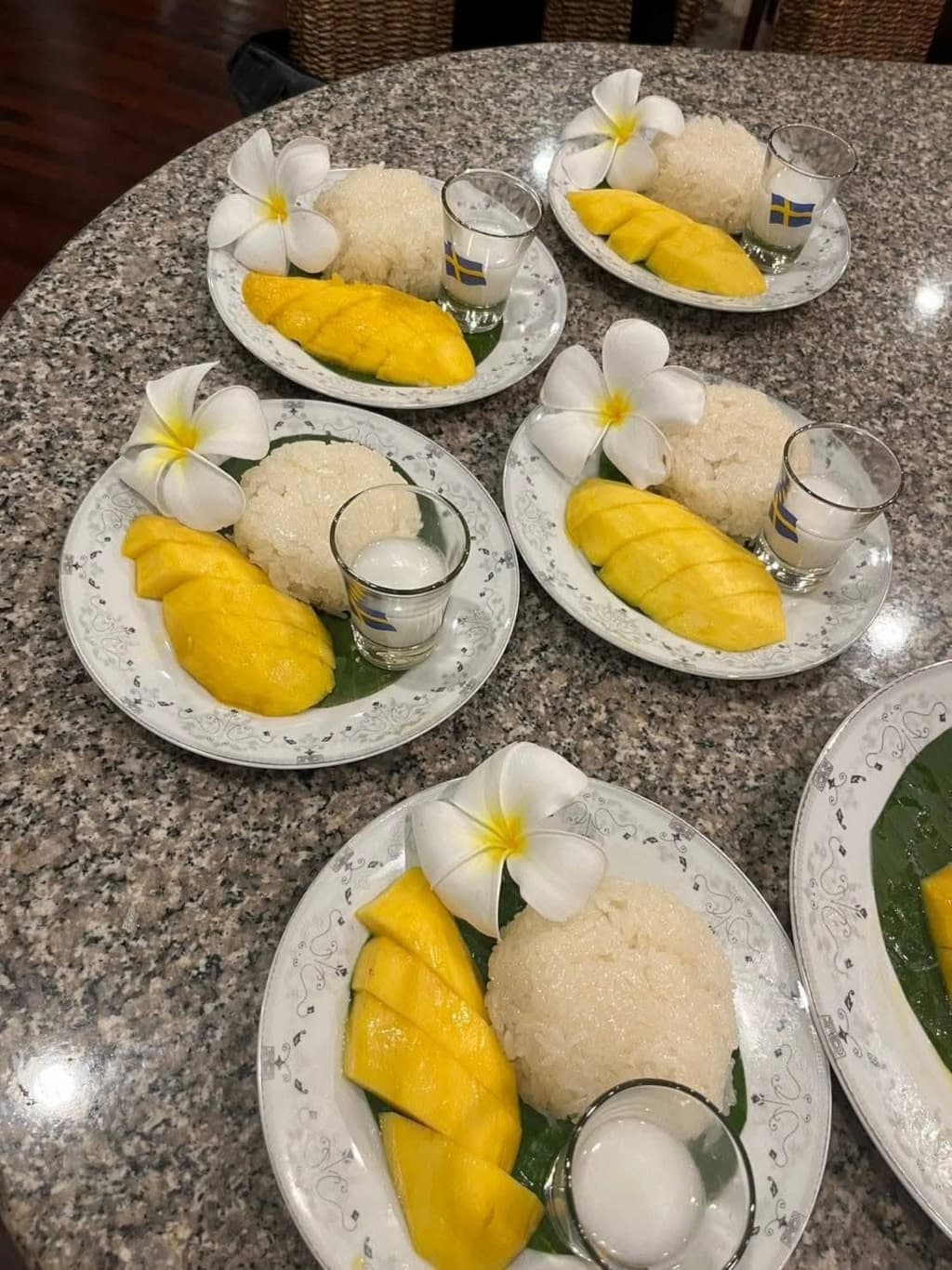 Private Chef Service in Hua Hin - Kinthai Mango Sticky Rice