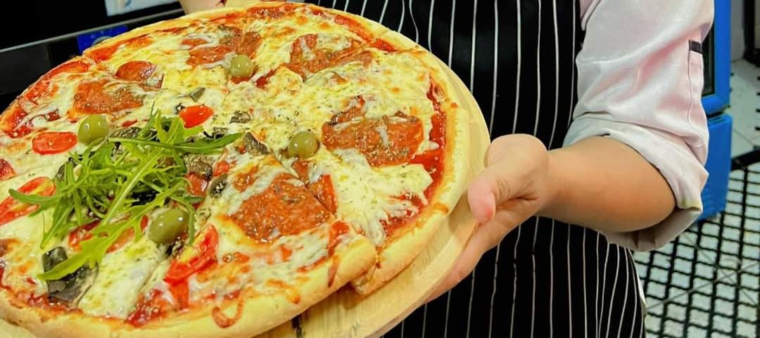 Home made pizza by Chef Kanjana Costa - Kinthai