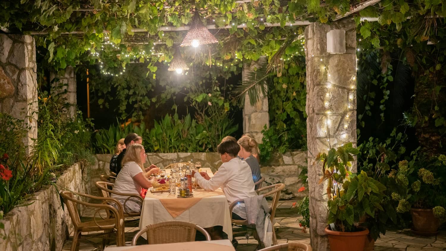 Private chef in Thailand preparing a family-friendly villa dining experience